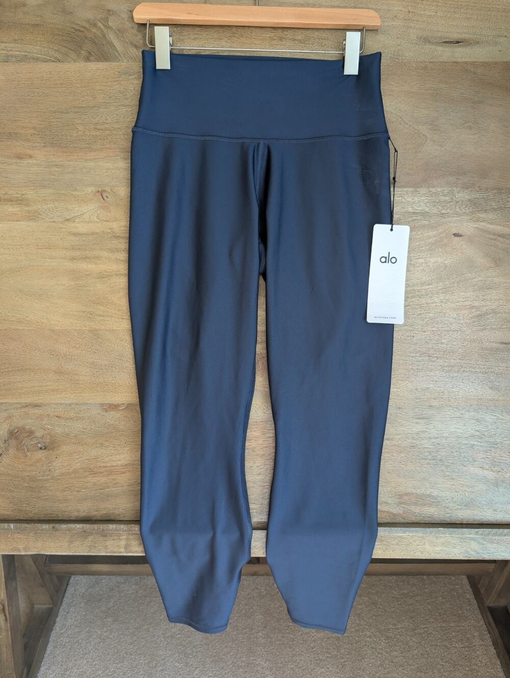 ALO 7/8 High Waist Airlift Leggings Womens Large Dark Blue Yoga Performance NWT